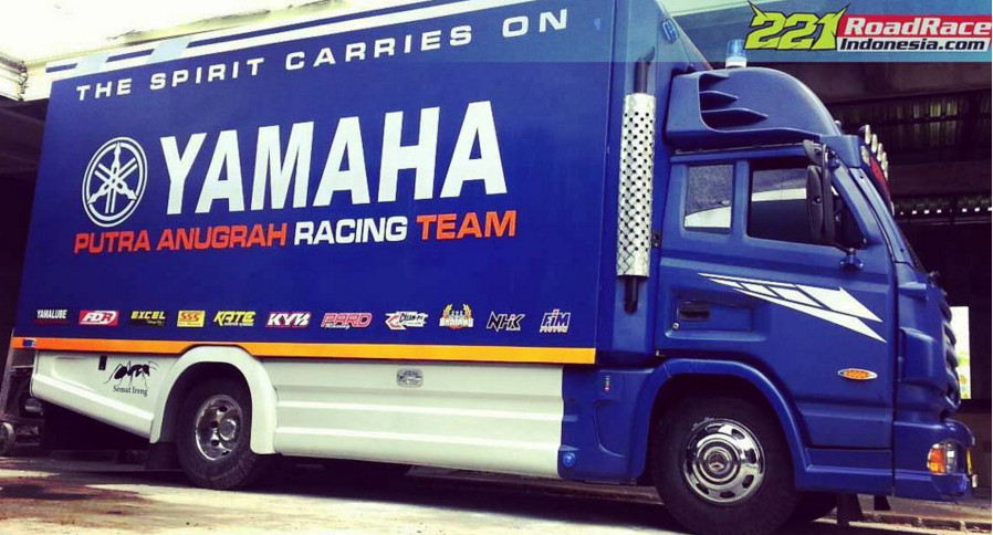 Modifikasi Truk Milik Yamaha Putra Anugrah Racing Team