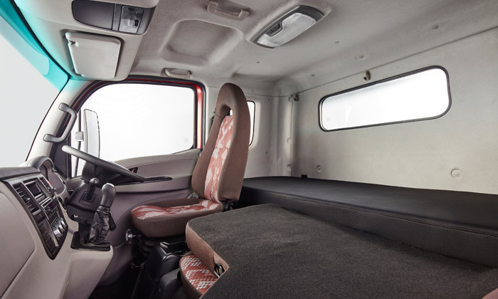 Truk Tata Ultra 1518-interior