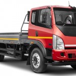 Truk Tata Ultra 1518-samping kanan